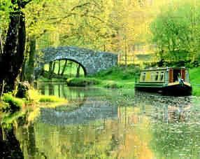 Castle Narrowboats, Church Road Wharf, Gilwern, Monmouthshire